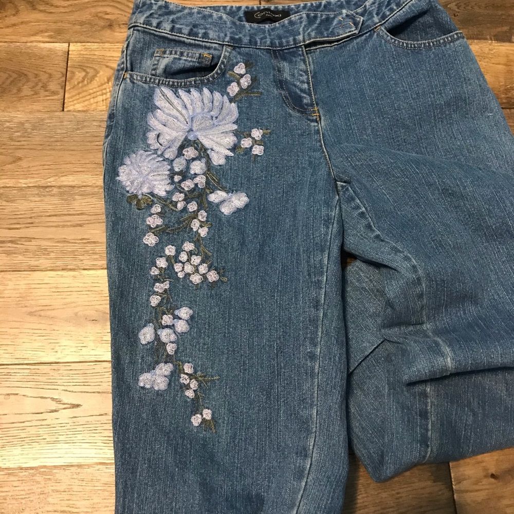 Jeans from Context. Size 2 petite - Picture 5 of 7